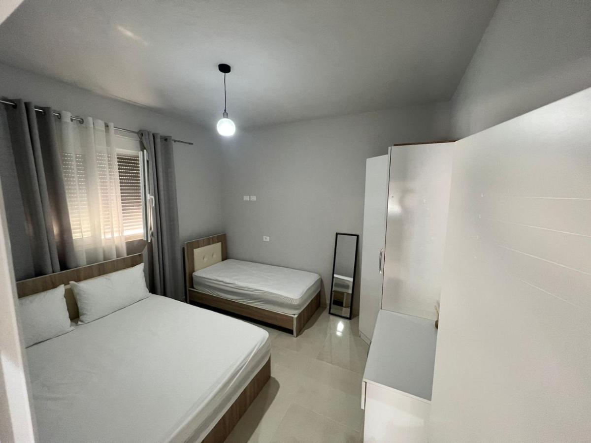 Twins Apartment Пермети Экстерьер фото