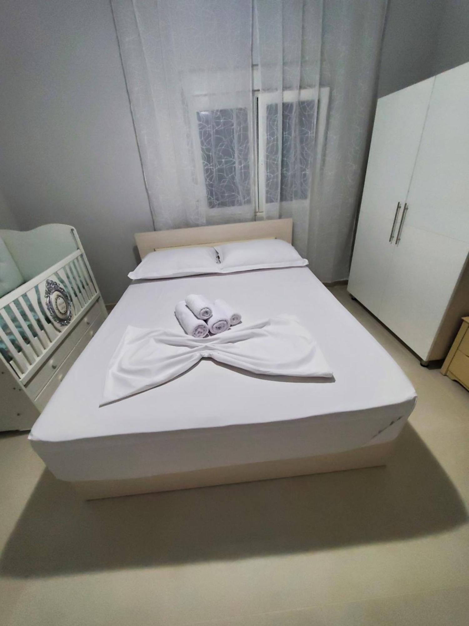 Twins Apartment Пермети Экстерьер фото