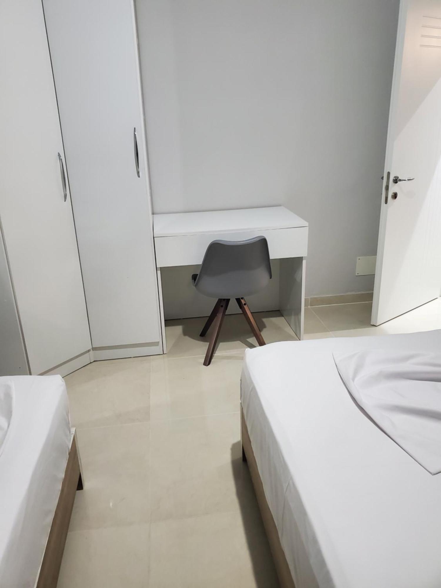 Twins Apartment Пермети Номер фото